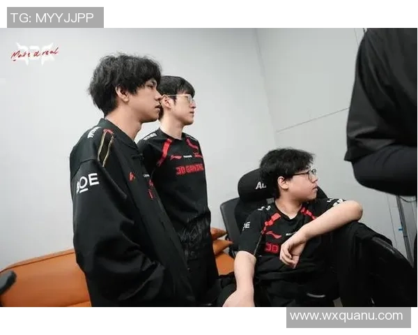 英雄联盟热议JDG选手个人能力争议引发玩家热烈讨论与分析